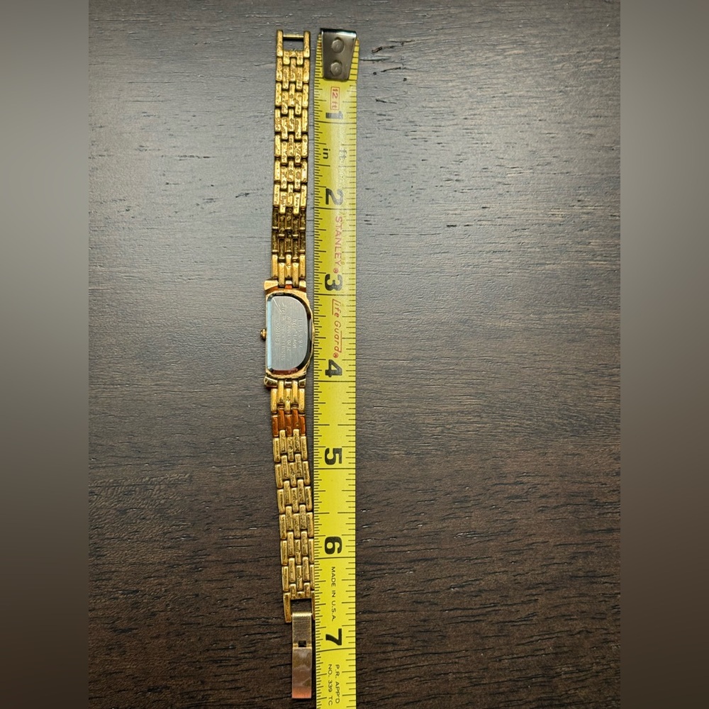 Vintage Seiko "Half Moon" or "Rivoli" Ladies Watch - Picture 8 of 11